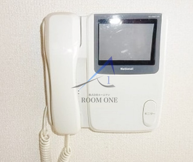 エーデルワイスのセキュリティ|モニター付きインターホンです。