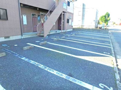 【駐車場】 | ドミナスＡ棟 | 敷地内駐車場