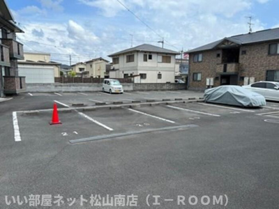 【駐車場】 | リビングタウン古川西　D棟