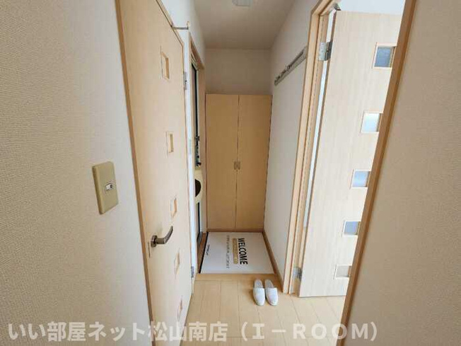【玄関】 | リビングタウン古川西　D棟