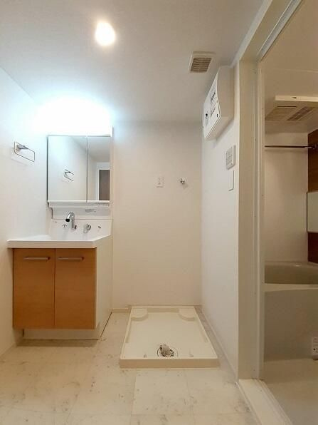 グレイシャス千早の洗面所