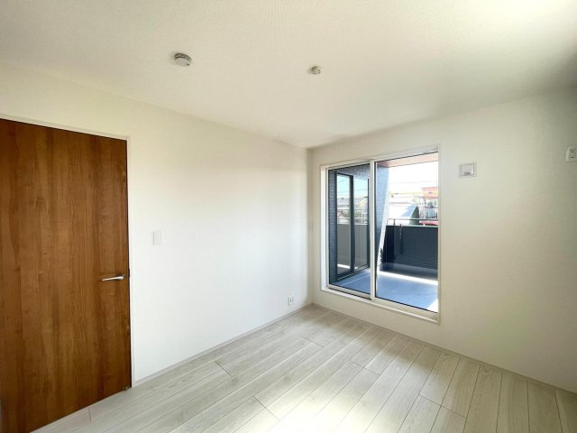 豊田市山之手9丁目　新築分譲住宅　全1棟　1号棟の洋室