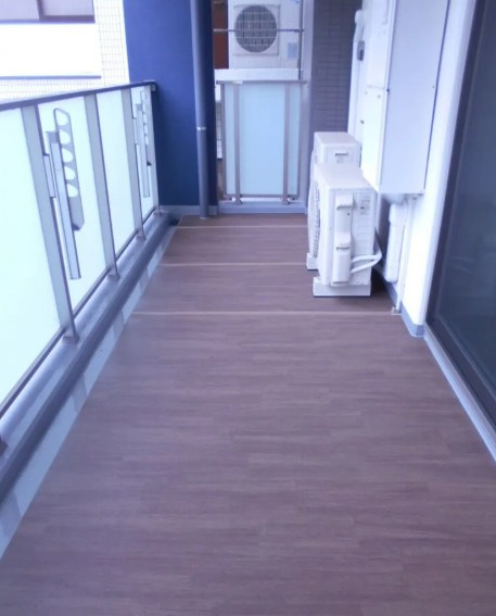 ライトテラス新宿御苑のバルコニー