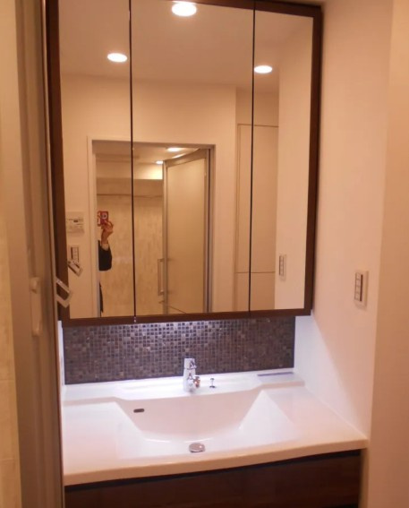 ライトテラス新宿御苑の洗面所