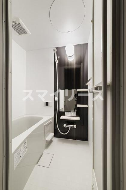 メゾン・ド・ジャンヌの浴室