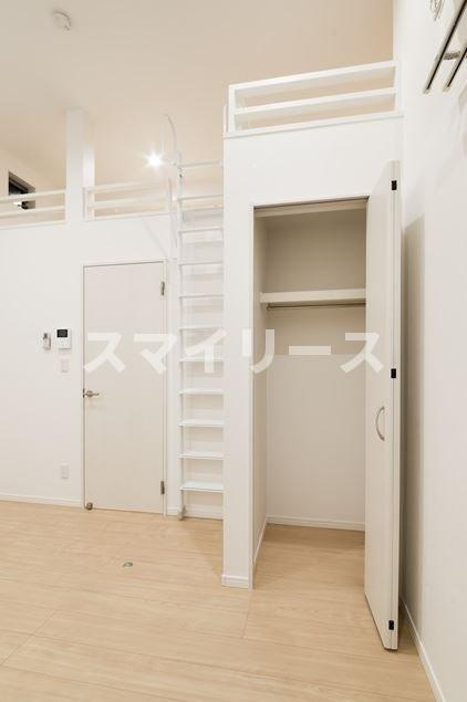 メゾン・ド・ジャンヌのその他