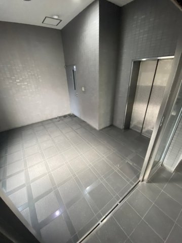 ＩＳＩＩ　ＢＬＤＧ．（イシイビル）のロビー