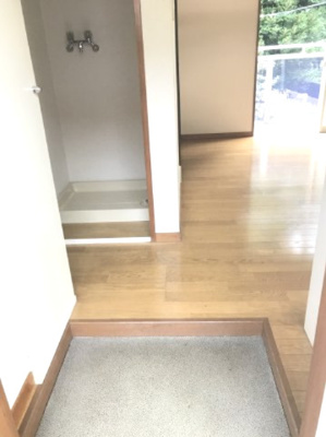 【玄関】 | マリオン国立 | ※参考写真