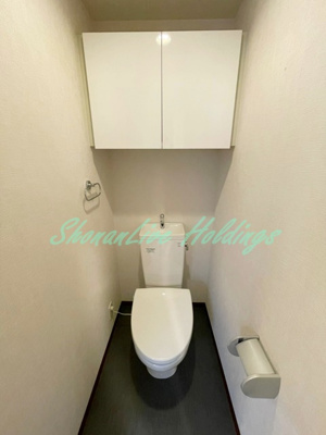 【トイレ】 | メゾンリヴェール | 明るい洗面所です