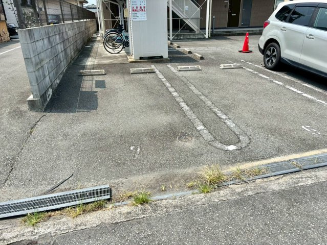 カーサおこのみの駐車場