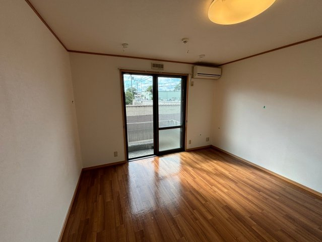 カーサおこのみの洋室