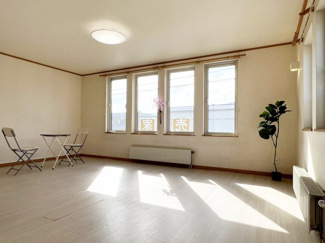 【居間・リビング】 | 手稲区星置3-6 南西角地の3階建住宅 | ウレタン断熱・石油セントラルで冬も暖か♪