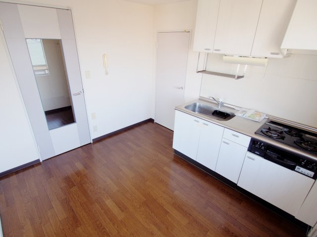 エクセル向井C棟の居間・リビング