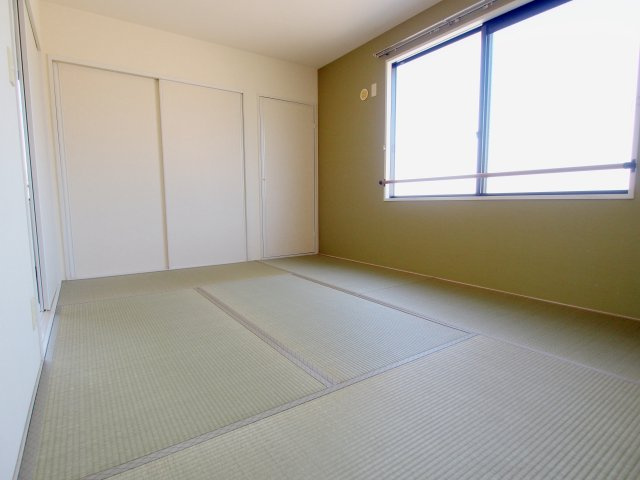 エクセル向井C棟の和室