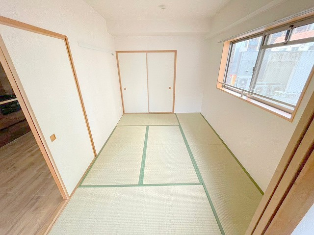 ウエストコート新大阪の和室