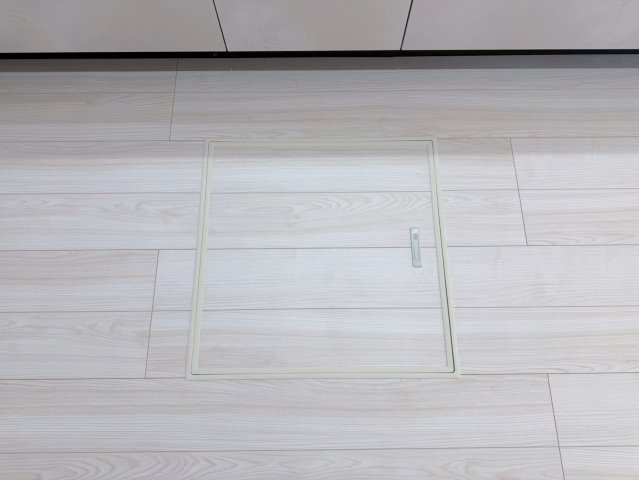 川口市本前川5期　新築一戸建て　1号棟の内装|床下収納