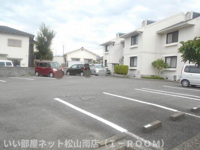 【駐車場】 | フレンドリー９１　E棟