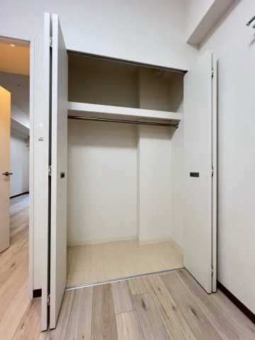 アモーレ本町 WESTの収納|同マンション別部屋：参考写真