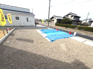 【駐車場】 | 羽島市正木町新井新築建売全3棟！ゆとりの5LDK！南にお庭スペースあります♪広々WIC付き！ | 羽島市正木町新井新築建売全3棟！ゆとりの5LDK！南にお庭スペースあります♪広々WIC付き！