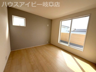 【洋室】 | 羽島市正木町新井新築建売全3棟！ゆとりの5LDK！南にお庭スペースあります♪広々WIC付き！ | 羽島市正木町新井新築建売全3棟！ゆとりの5LDK！南にお庭スペースあります♪広々WIC付き！
