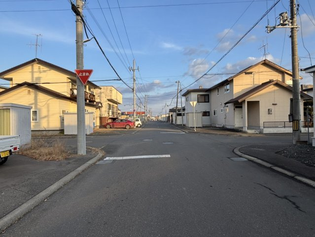 【前面道路含む現地写真】の画像