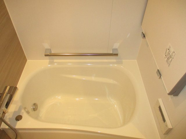 【浴室】 | ファミール大谷地 | ●TOTOカラリ床＆換気乾燥暖房機付ユニットバス