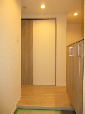 【玄関】 | ファミール大谷地 | ●下駄箱交換