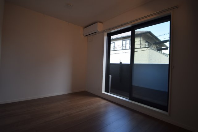 ベルメント船橋の洋室|インターネット無料です。