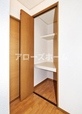 【収納】 | アルパポンテ一番館 | ホール収納
