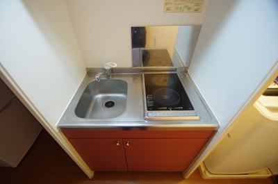 【キッチン】 | レオパレススイート | ２口電気コンロ設置済み（仕様は異なる場合があります）