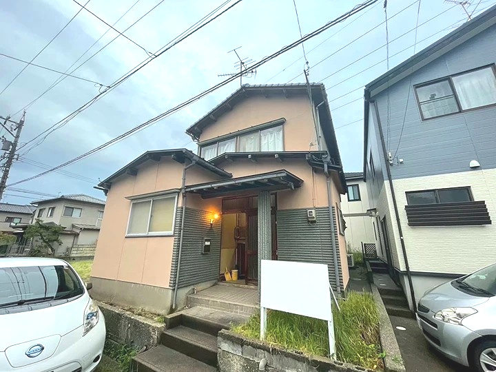 石川県金沢市久安3丁目　中古戸建
