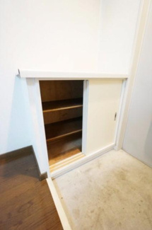 【玄関】 | ヒルサイドＢ