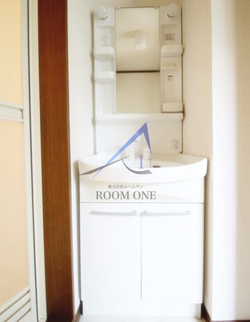 アムール モンタニュー リズイエールの洗面所|洗面台です。