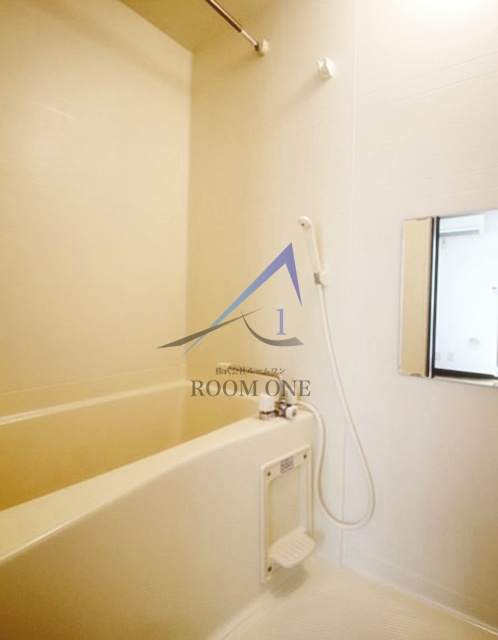 アムール モンタニュー リズイエールの浴室|お風呂です。