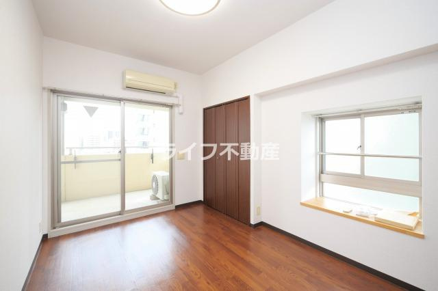 東小橋Ⅱ番館の居間・リビング|おしゃれなリビングです