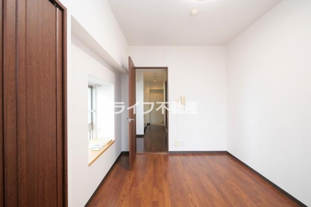 東小橋Ⅱ番館の居間・リビング|ゆったり過ごせるリビングです