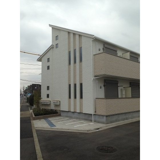 ラ・ルーチェの駐車場