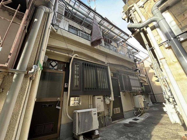 兵庫区東山町1丁目12-10テラスの外観