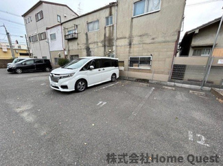 【駐車場】