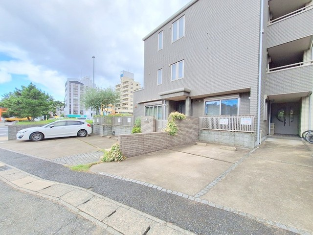 グランコート稲毛の駐車場|★駐車場★