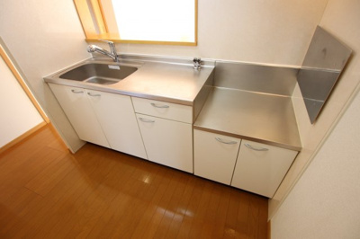 【キッチン】 | イノセントコートA棟 | ガスコンロ設置可