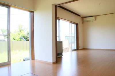 【居間・リビング】 | 片瀬山戸建