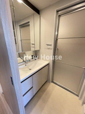 【洗面所】 | ルフォンプログレ志村坂上