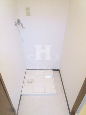 【内装】 | フルリール | 室内洗濯機置き場