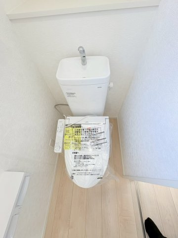 鶴ヶ島市中新田　新築分譲　東武越生線『一本松駅』徒歩2分　【新町小学区】のトイレ