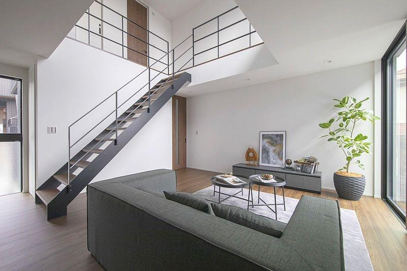 茨木市北春日丘2丁目　新築戸建