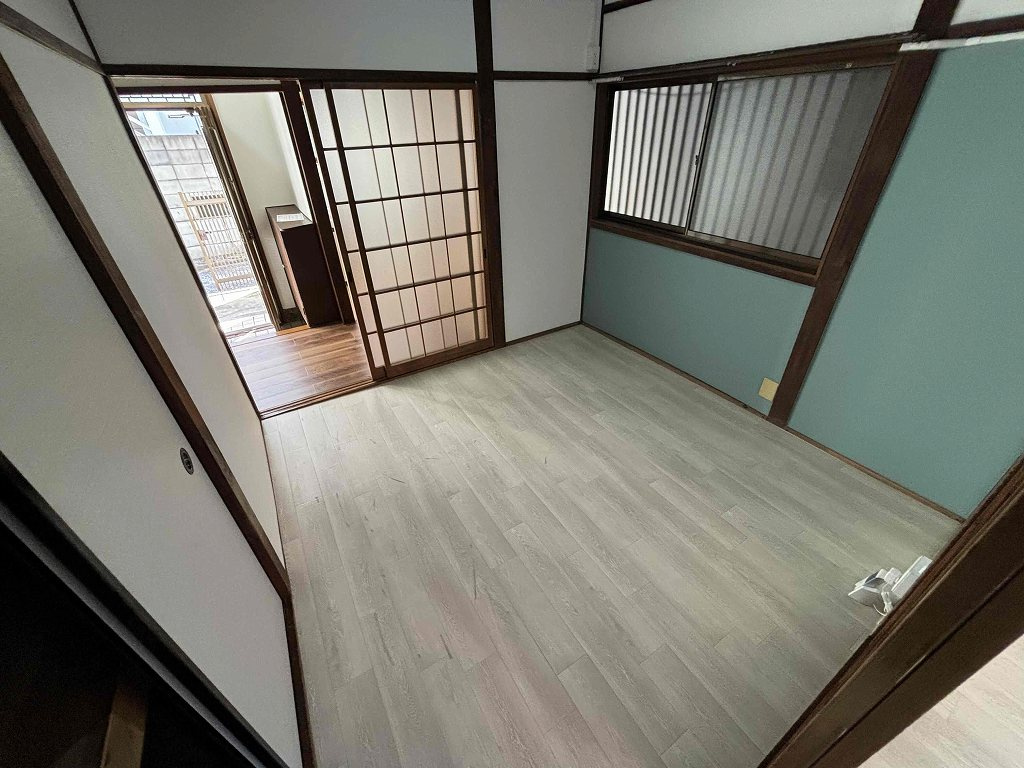 垂水区塩屋町3丁目12-50戸建の洋室