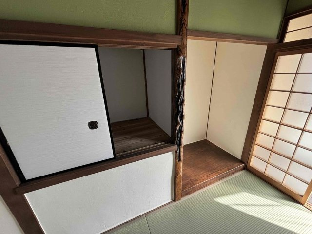 垂水区塩屋町3丁目12-50戸建の収納