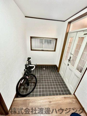 平野屋一戸建の玄関