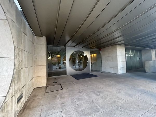 ステイツ城東グランプレイスのエントランス